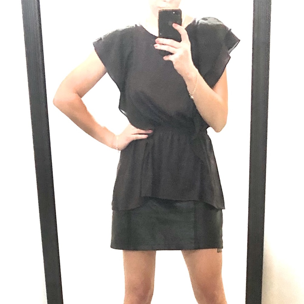 💟Purple Ruffle Top 💟 - Picture 9 of 10